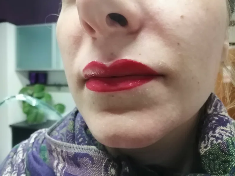 lipstick rosso