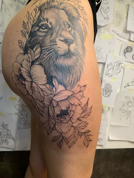 animali-leone-fiori