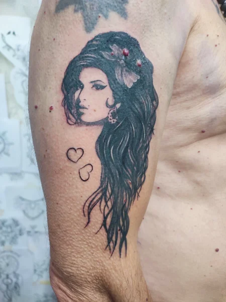 black-work-Amy-Winehouse