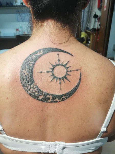 black-work-luna