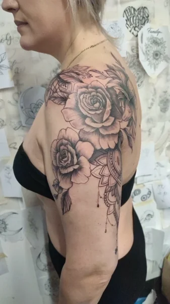 crossover-mandala-fiori-fianco