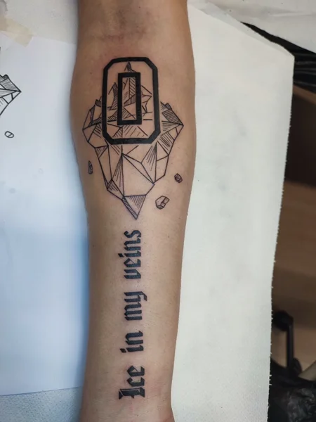 crossover-scritta-geometria