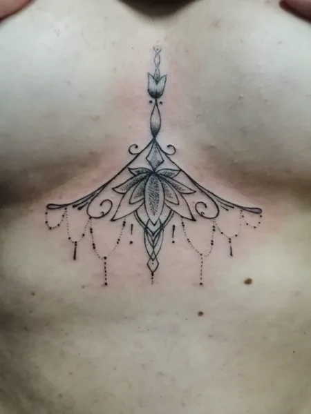fine-line-ornamentale-sterno